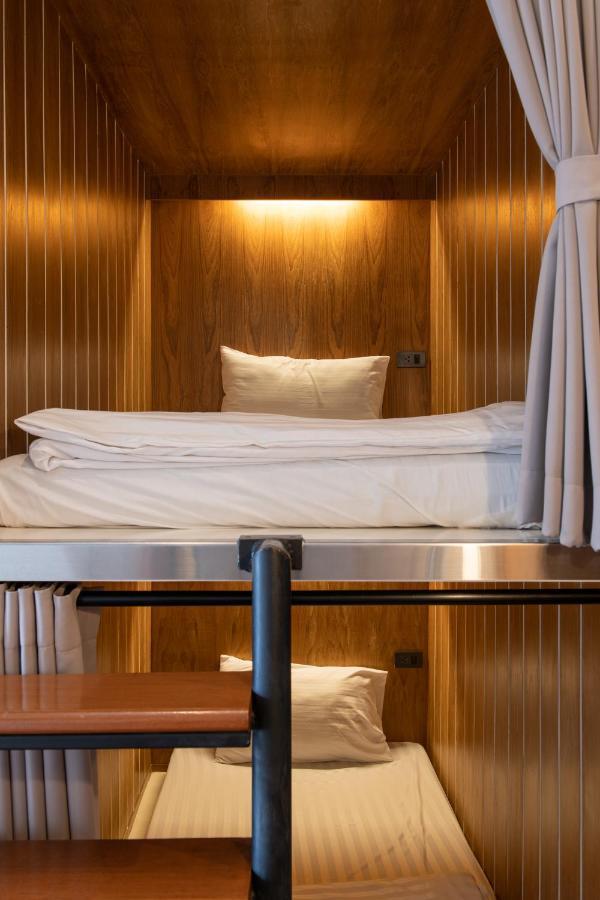 Bed Addict Hostel Chiang Mai Zewnętrze zdjęcie